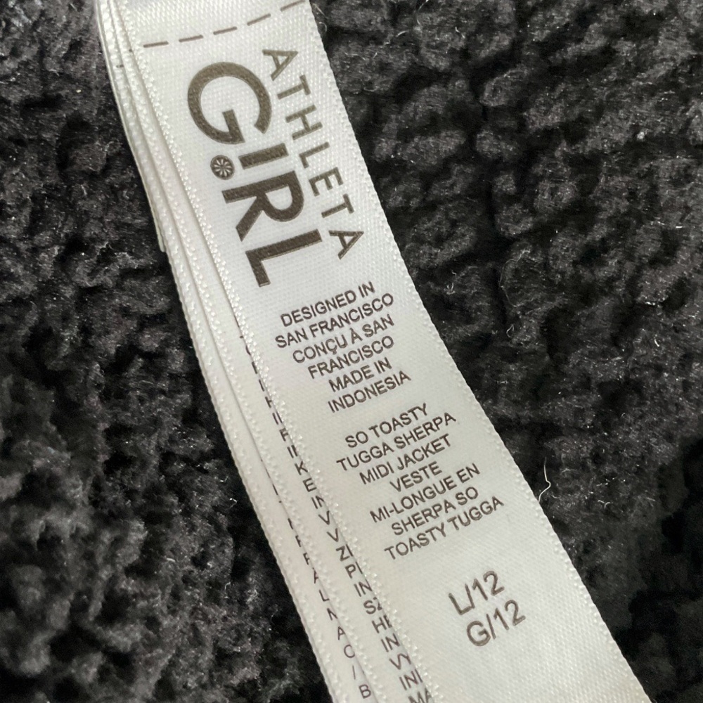 Athleta Girl Jacket Sz L So Toasty Tugga Long Sherpa Hooded Athletic Black - Picture 13 of 14